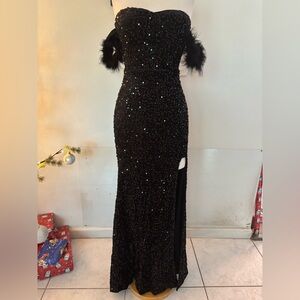 Elegant Black Strapless Gown with Sequins size xs